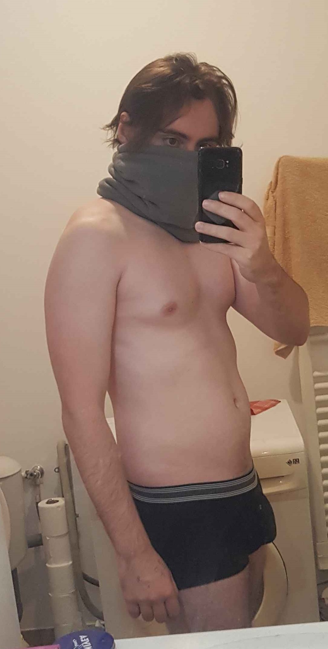 Fayçal, 24 ans, Bargème